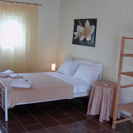 Helen'S Cottage Петрокорион Экстерьер фото