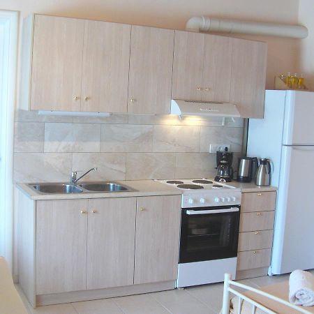 Helen'S Cottage Петрокорион Экстерьер фото