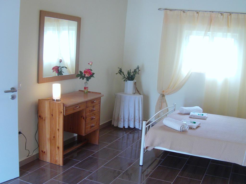 Helen'S Cottage Петрокорион Экстерьер фото