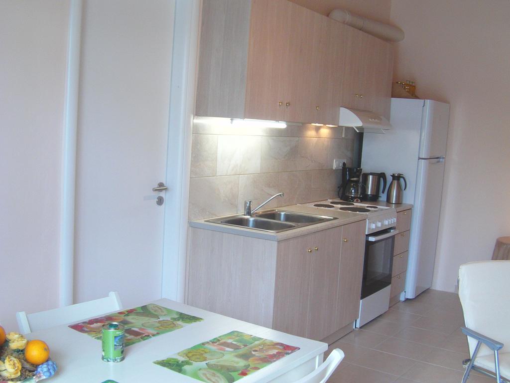 Helen'S Cottage Петрокорион Экстерьер фото