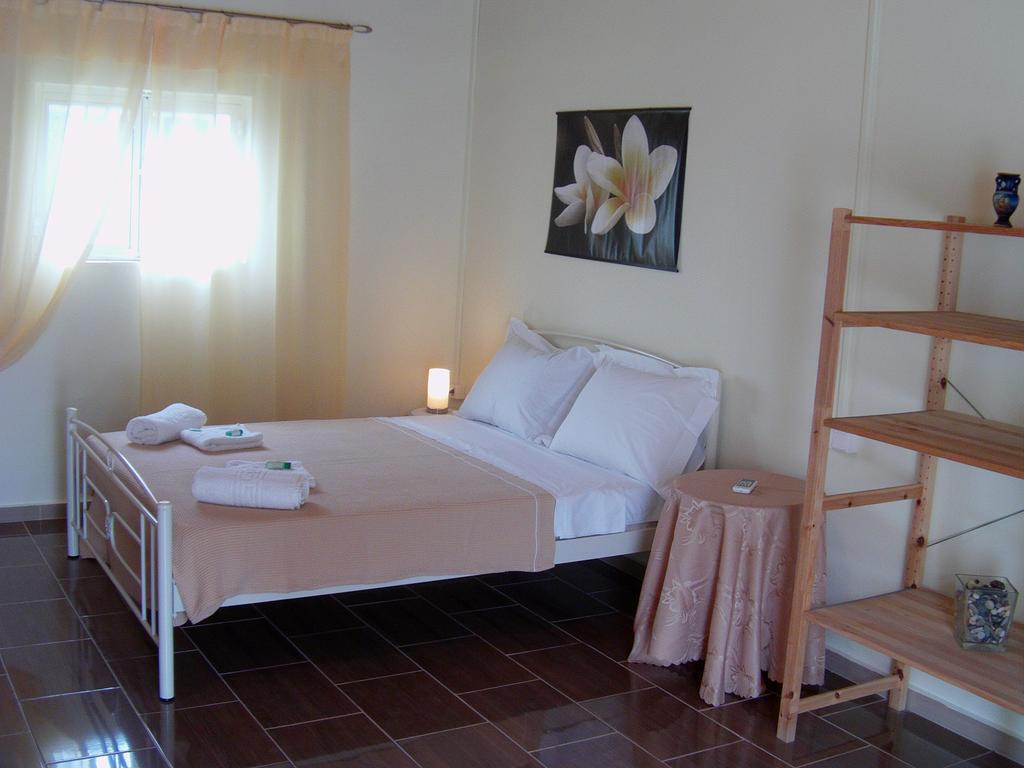 Helen'S Cottage Петрокорион Экстерьер фото